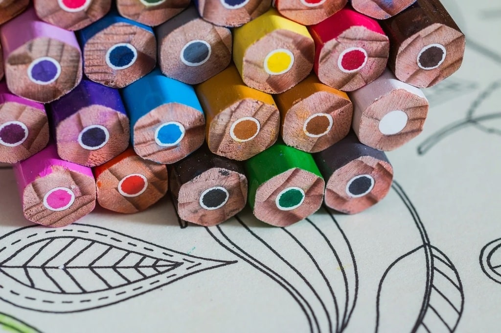 Les bienfaits du coloriage : une pause relaxante et des apprentissages